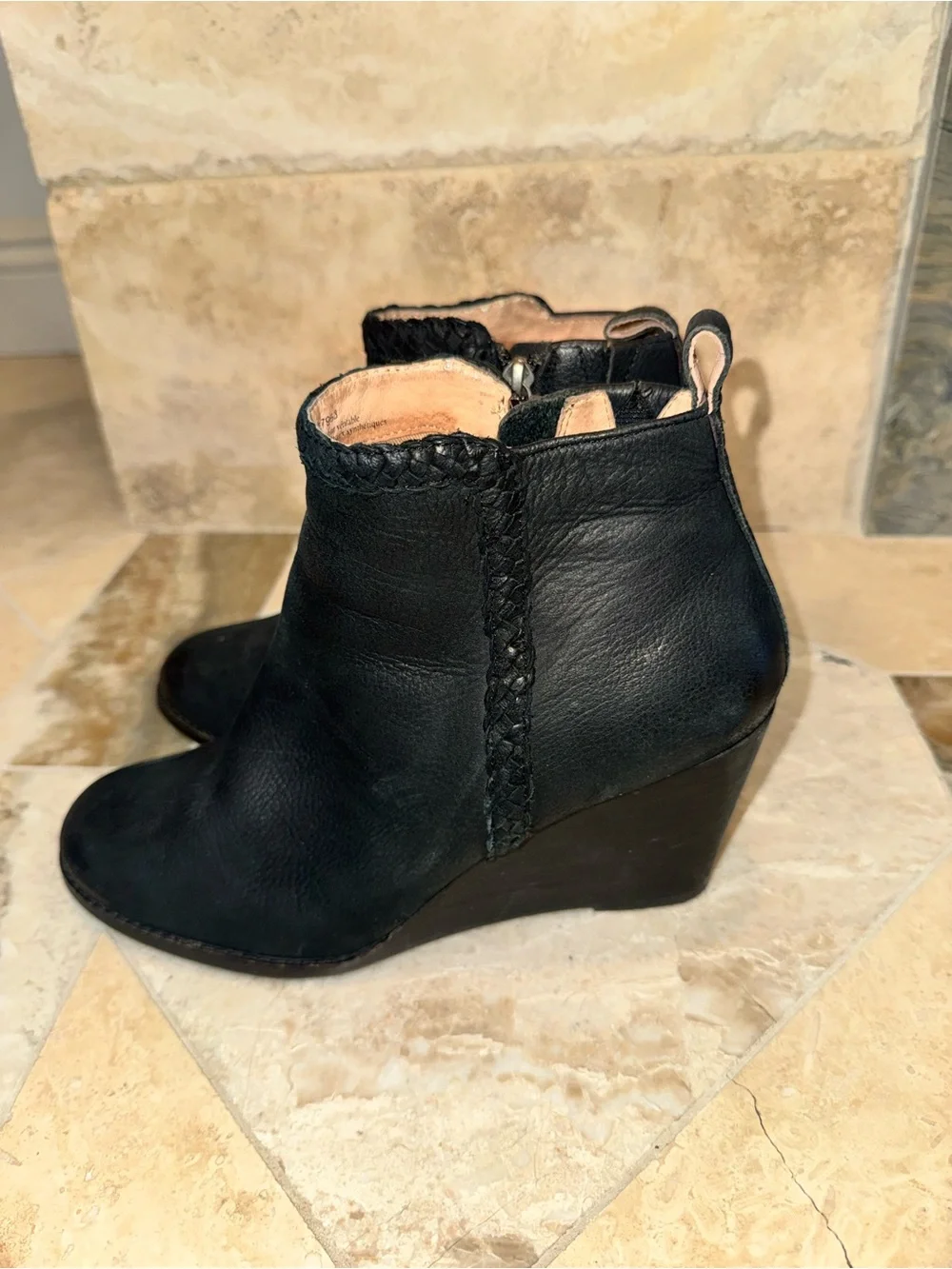 Caslon Black Genuine Leather Wedge Ankle Booties Women’s Size 9
